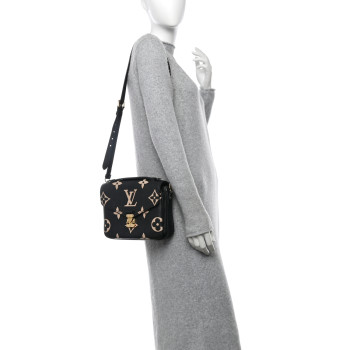 LOUIS VUITTON Empreinte Monogram Giant Pochette Metis Black Beige