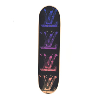LOUIS VUITTON Monogram Illusion Maple Wood Skateboard Bleu Rose