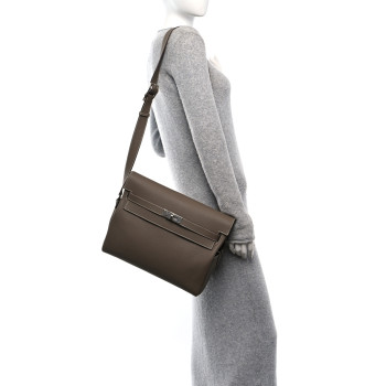 HERMES Togo Kelly Messenger Etoupe