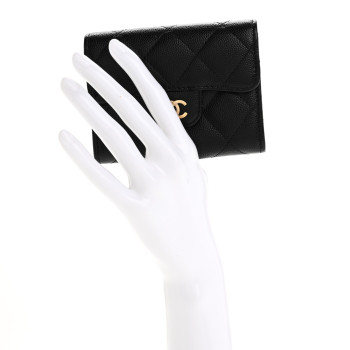 CHANEL Caviar Quilted Flap Card Holder Wallet Black