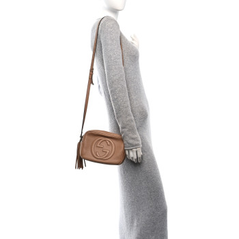 GUCCI Pebbled Calfskin Small Soho Disco Bag Rose Beige