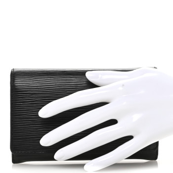 LOUIS VUITTON Epi Porte-Monnaie Billets Tresor Wallet Black