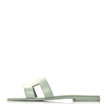 HERMES Calfskin Oran Sandals 42 Vert D'eau