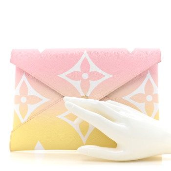 LOUIS VUITTON Monogram Giant By The Pool Large Kirigami Pochette Pink