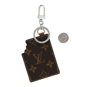 LOUIS VUITTON Monogram Chocolate Bar Charm Key Holder