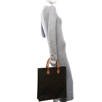 LOUIS VUITTON Monogram Sac Plat