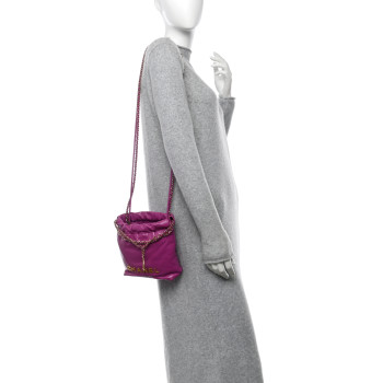 CHANEL Shiny Calfskin Quilted Mini Chanel 22 Purple