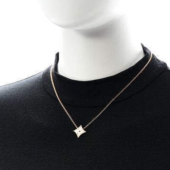 LOUIS VUITTON 18K Pink Gold Mother of Pearl Color Blossom Star Pendant Necklace