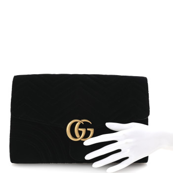 GUCCI Velvet Matelasse GG Marmont Clutch Black