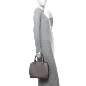 LOUIS VUITTON Epi Pont-Neuf Lilac
