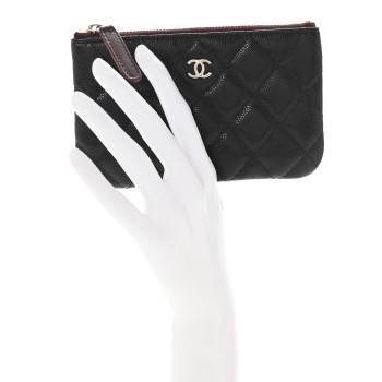 CHANEL Caviar Quilted Small Cosmetic Case Black
