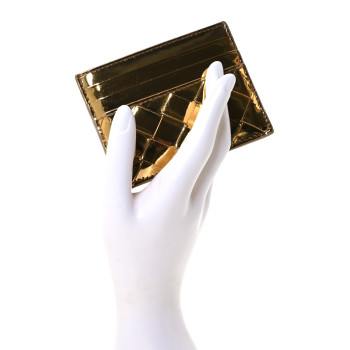 BOTTEGA VENETA Mirror Laminated Nappa Intrecciato Card Holder Gold