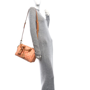 LOUIS VUITTON Calfskin Monogram Speedy P9 Bandouliere 25 Summer Peach