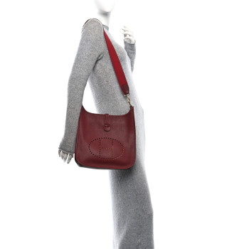 HERMES Togo Evelyne PM Rouge