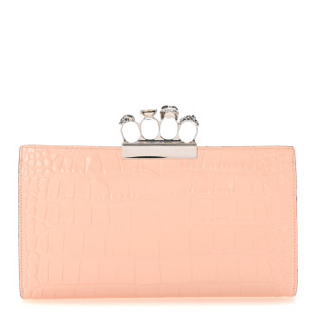 ALEXANDER MCQUEEN Calfskin Crocodile Embossed Knuckle Flat Clutch Colurie Colurie Ivory