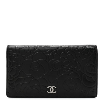 CHANEL Lambskin Camellia Embossed Yen Wallet Black