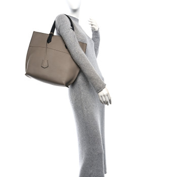 FENDI Vitello All In Shopper Tote Tortora Black