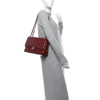 CHANEL Patent Quilted Jumbo Double Flap Red