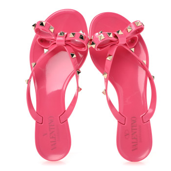VALENTINO GARAVANI PVC Jelly Rockstud Bow Thong Sandals 35 Peony