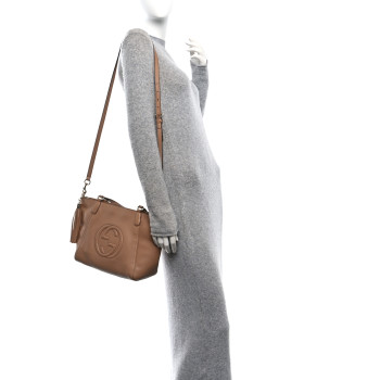 GUCCI Pebbled Calfskin Small Soho Top Handle Bag Camelia