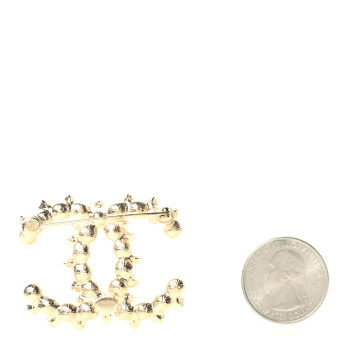 CHANEL Pearl Crystal CC Brooch Gold