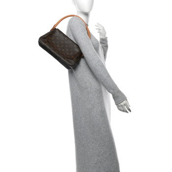 LOUIS VUITTON Monogram Mini Looping