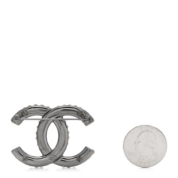 CHANEL Metal CC Heart Brooch Gold Silver