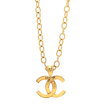 CHANEL Metal CC Chain Pendant Necklace Gold