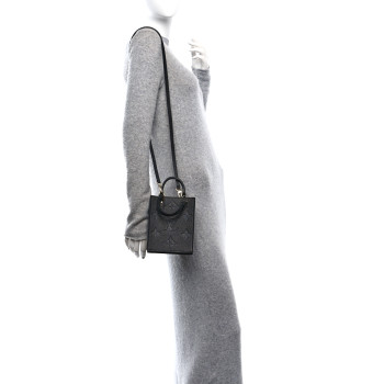 LOUIS VUITTON Empreinte Monogram Giant Petit Sac Plat Black