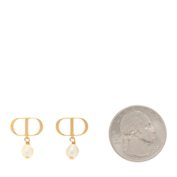 CHRISTIAN DIOR Pearl Petit CD Earrings Gold