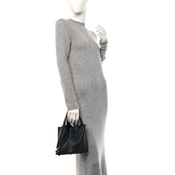 HERMES Taurillon Clemence Picotin Lock 18 PM Black