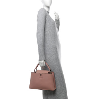 LOUIS VUITTON Taurillon Capucines PM Magnolia