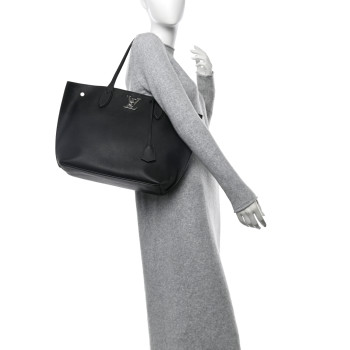 LOUIS VUITTON Calfskin Lockme Go Tote Black