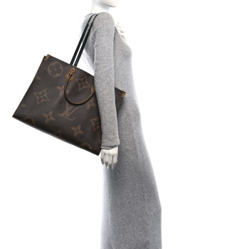 LOUIS VUITTON Reverse Monogram Giant Onthego GM