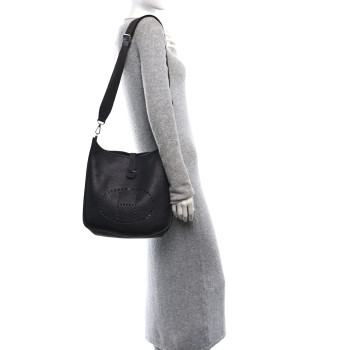 HERMES Taurillon Clemence EVELYNE III GM Raisin HERMES Taurillon Clemence EVELYNE III GM Raisin
