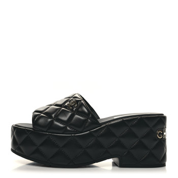 CHANEL ブラックレザー ウェッジヒール 8189bb0ccdffefd5a1474f737a5546