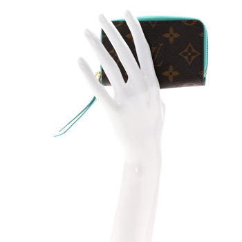 LOUIS VUITTON Monogram Zippy Multicartes Turquoise