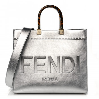 CELINE FENDI Christian Dior など　ハンカチ FENDI タオルハンカチ シルク＆コットン - メルカリ
