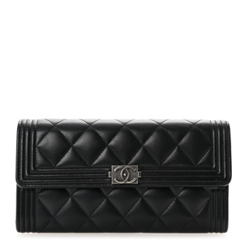 CHANEL Caviar Quilted Large Boy Gusset Flap Wallet Black