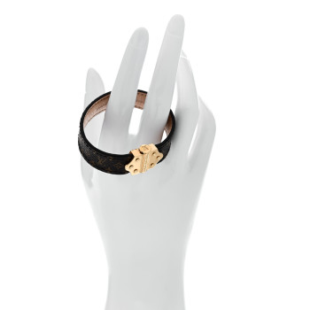 LOUIS VUITTON Monogram Nano Bracelet 17