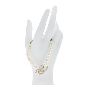 CHANEL Graduated Pearl Crystal CC Bracelet Gold