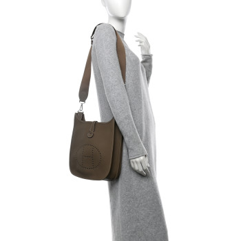 HERMES Taurillon Clemence Evelyne III PM Etoupe