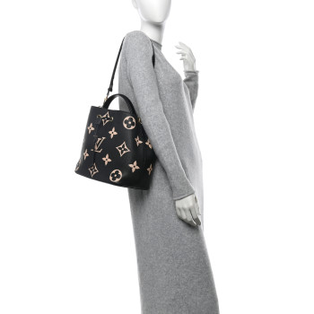 LOUIS VUITTON Empreinte Monogram Giant Neonoe MM Black Beige LOUIS VUITTON Empreinte Monogram Giant Neonoe MM Black Beige