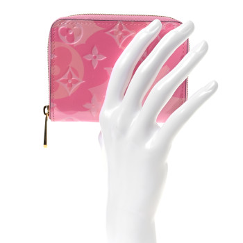 LOUIS VUITTON Vernis Valentine Zippy Coin Purse Pink