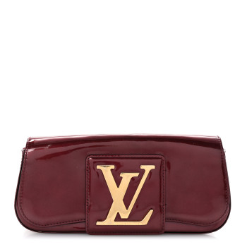 LOUIS VUITTON Patent Sobe Clutch Rouge Fauviste