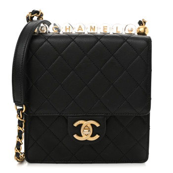 CHANEL Lambskin Quilted Chic Pearls Flap Black