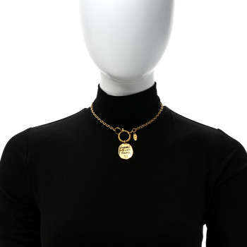 CHANEL 31 Rue Cambon Paris CC Necklace Gold