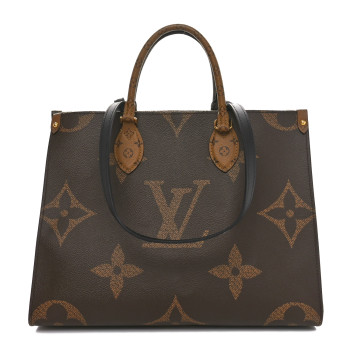 LOUIS VUITTON Reverse Monogram Giant Onthego MM