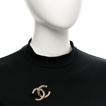 CHANEL Twisted CC Brooch Light Gold