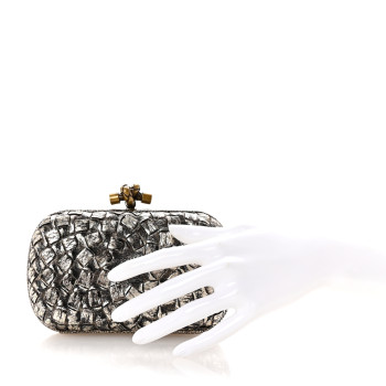 BOTTEGA VENETA Metallic Intrecciato Woven Knot Clutch Gold Black